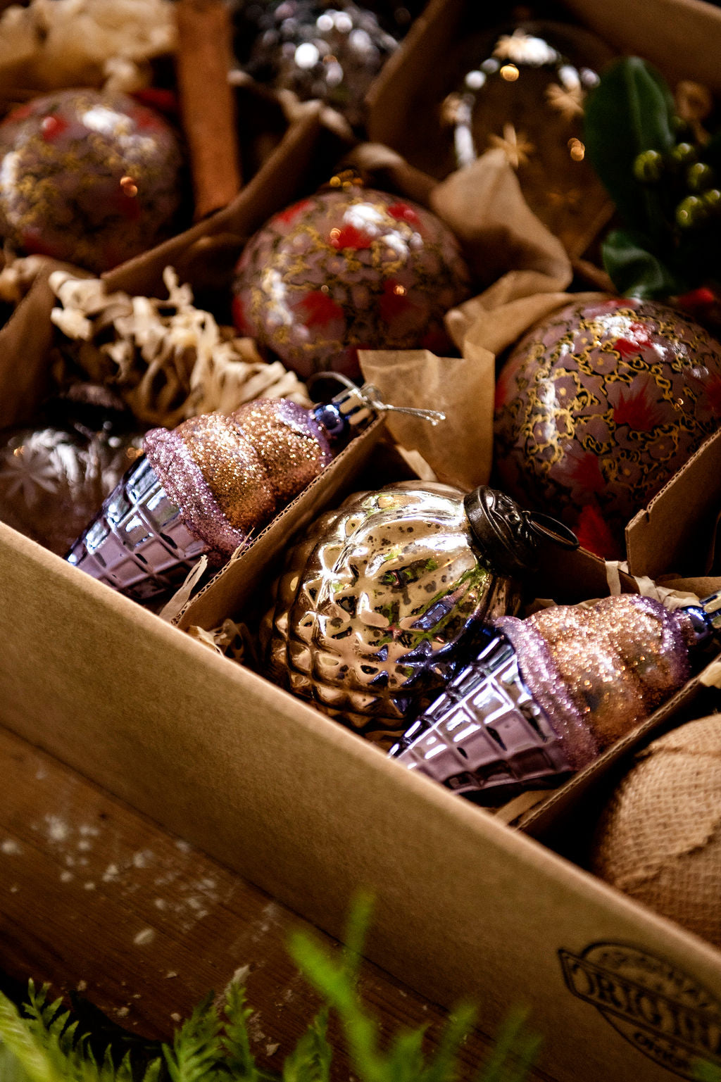 Mauve and Gold Luxury Christmas Box Set, 18pc