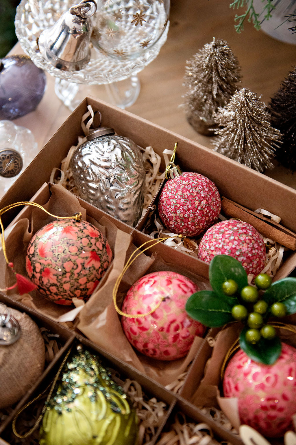 Luxury Box set in Pinks, gold and silvers, 20pc