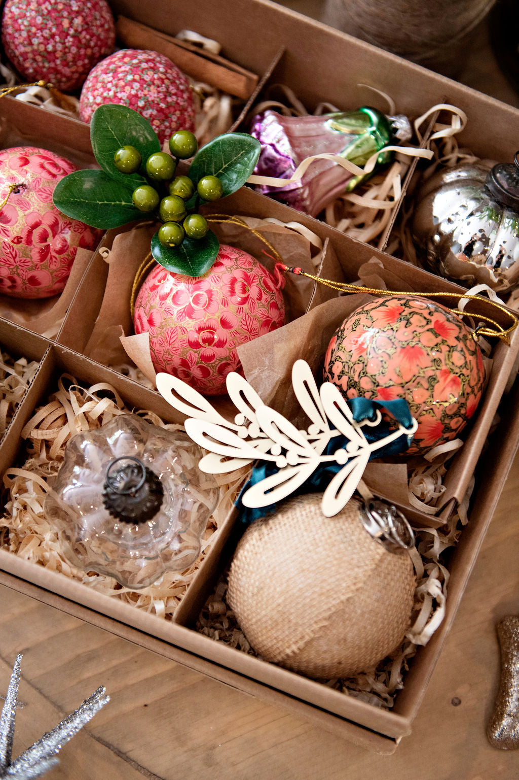 Luxury Box set in Pinks, gold and silvers, 20pc