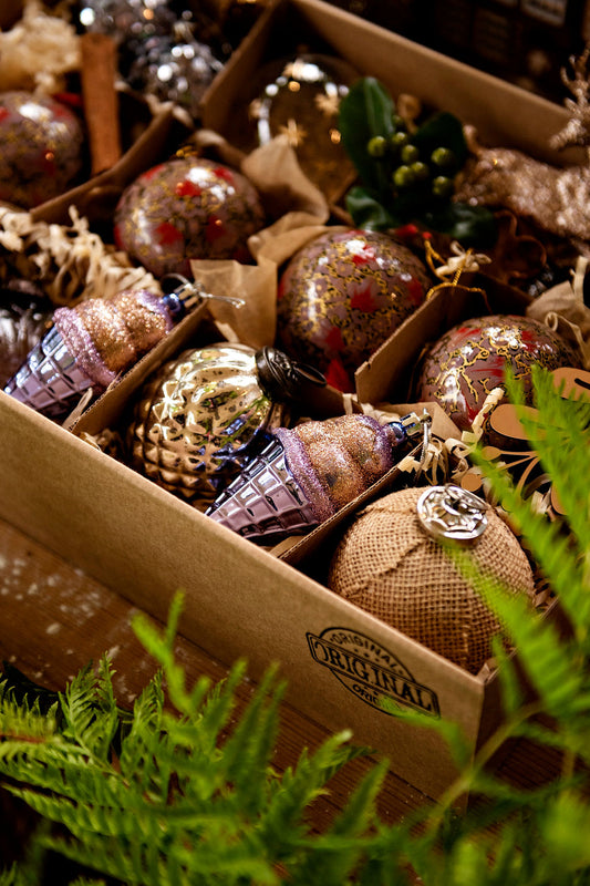 Mauve and Gold Luxury Christmas Box Set, 18pc