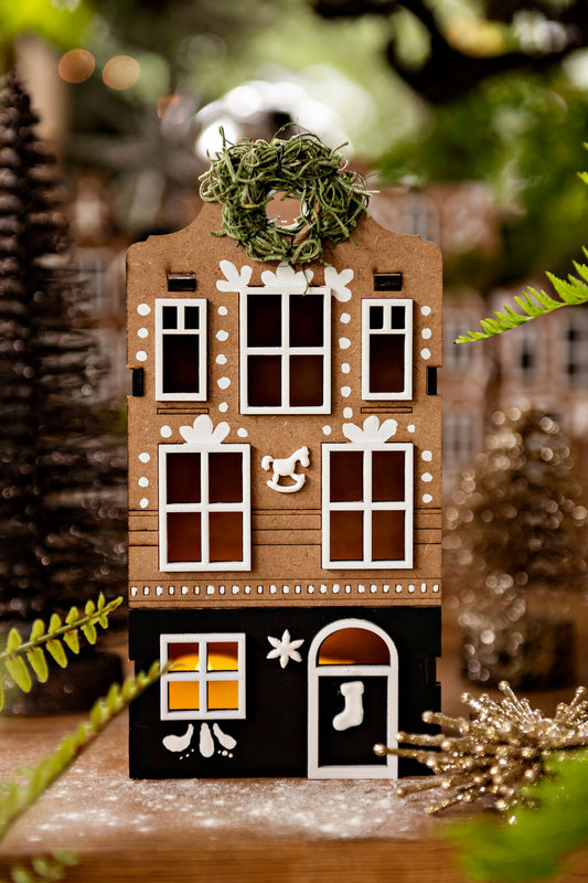 Christmas Gingerbread Tealight House no. 7