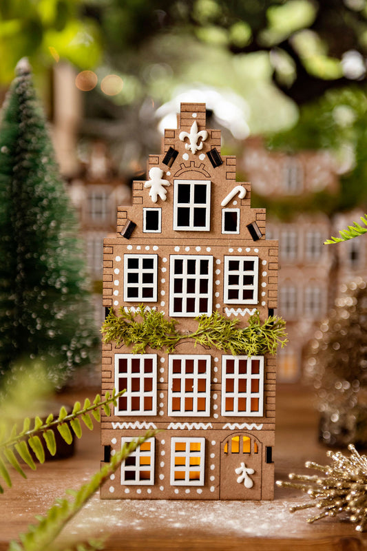 Christmas Gingerbread Tealight House no. 3